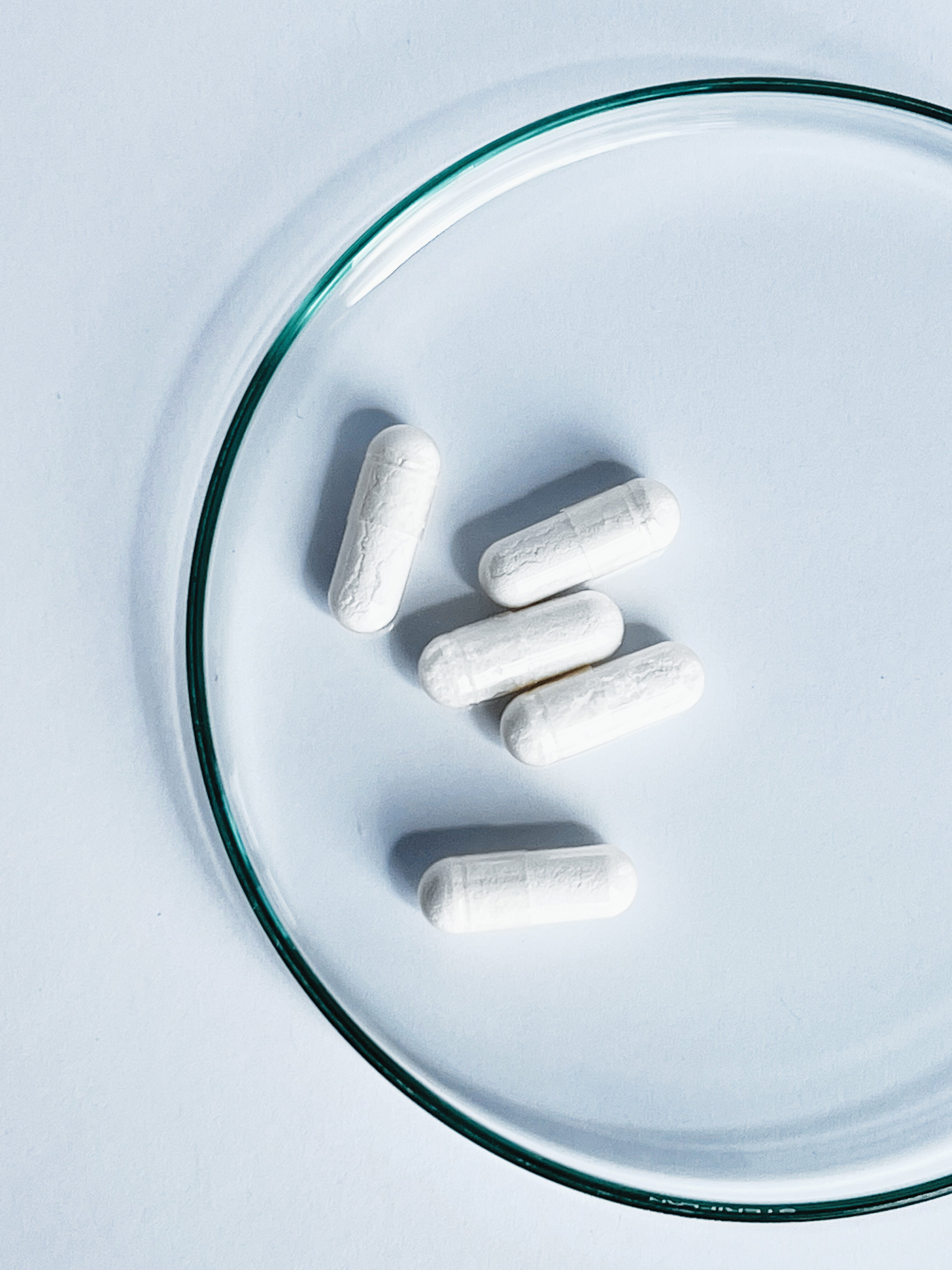 5 Supplements Women Should Consider to Slow Aging